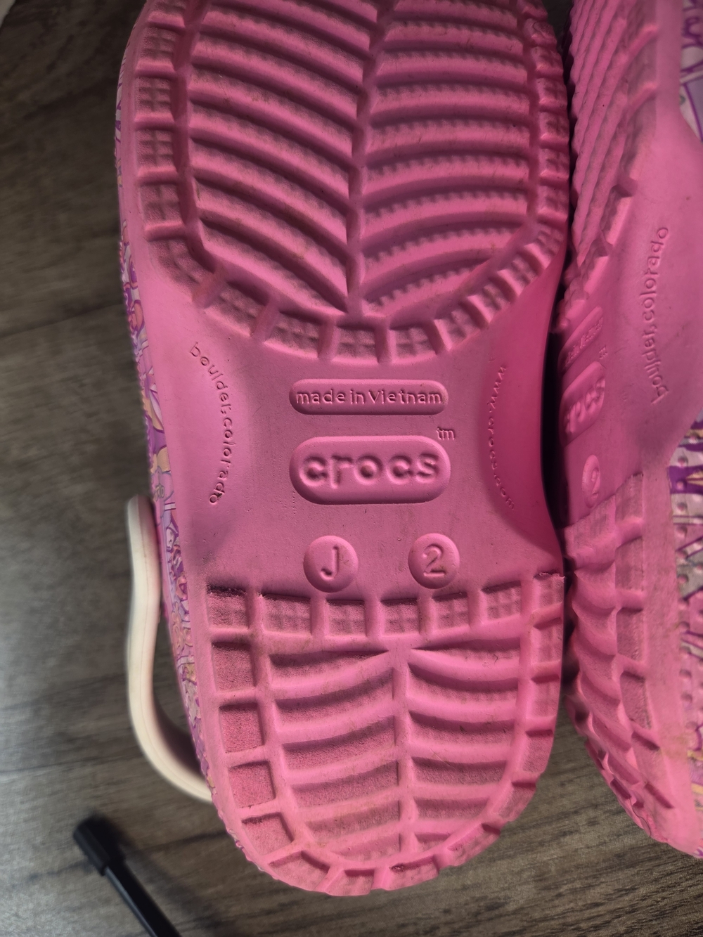 Hello Kitty Crocs - Picture 5 of 7